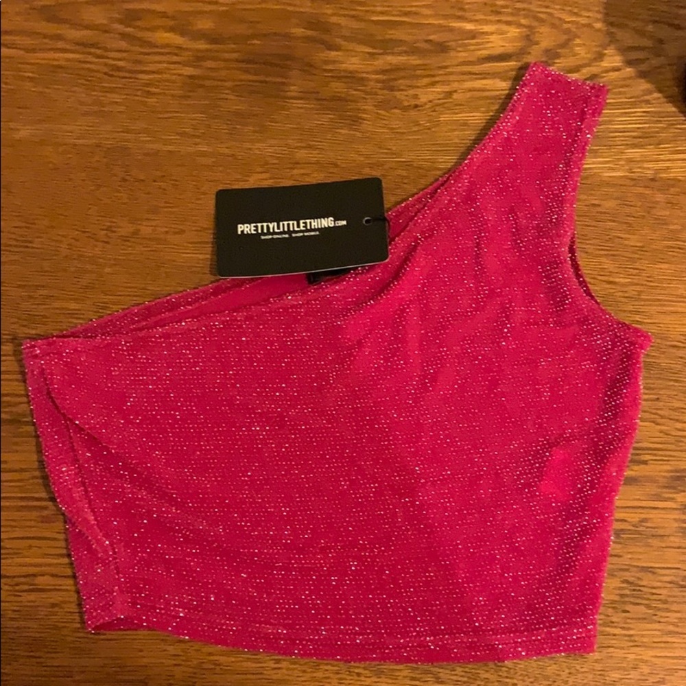 NWT Pretty Little thing one shoulder crop top